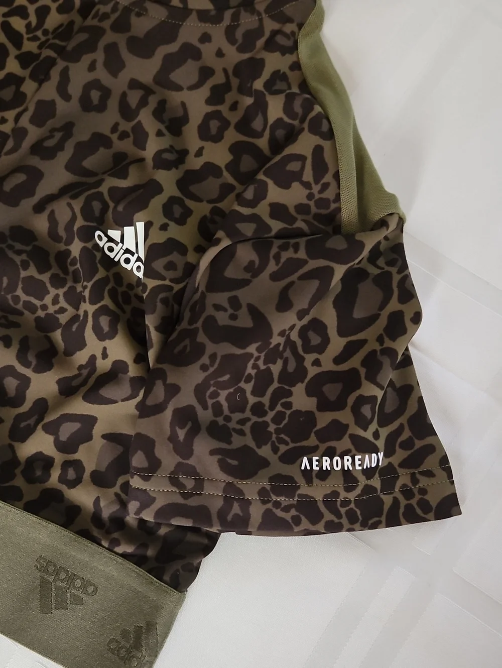 Adidas Leopard Print Activewear Set, Size Medium, Olive - Picture 9 of 9